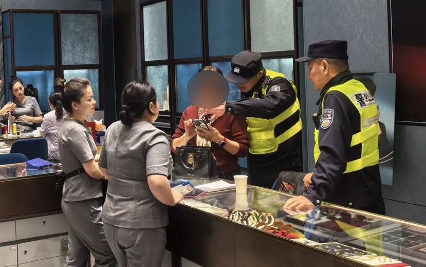 【反诈课堂】止损36万余元！民警揭穿“周岁礼”背后的“邮寄投资”骗局!(2)